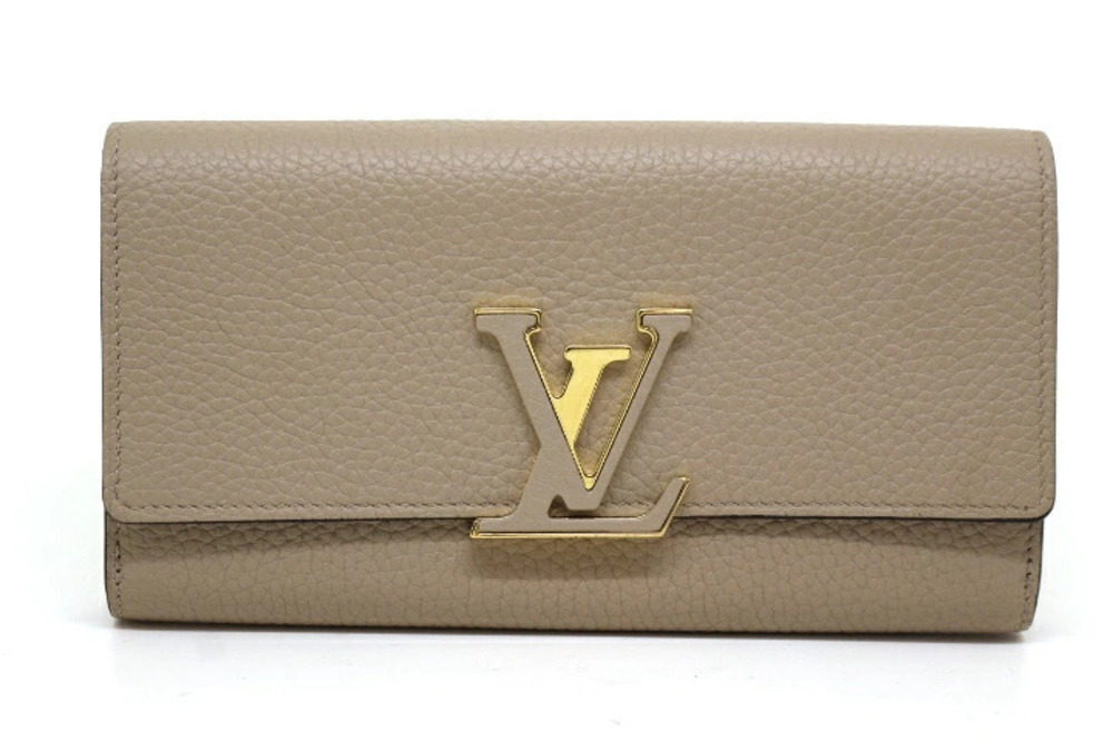 LOUIS VUITTON Wallet Portefeuille Capucines Taurillon Galet